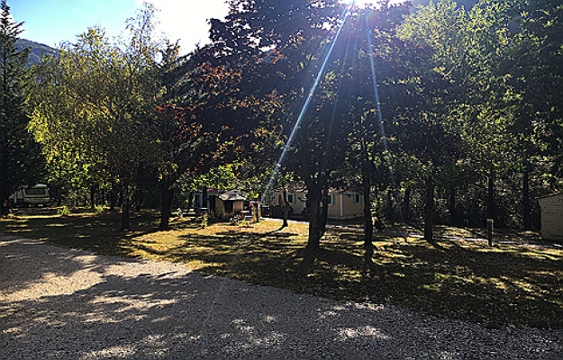 Charmant camping a vendre en PACA