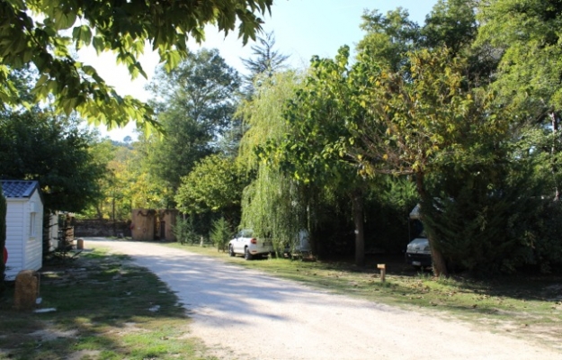 Camping à vendre sur superbe site de Provence très connu.