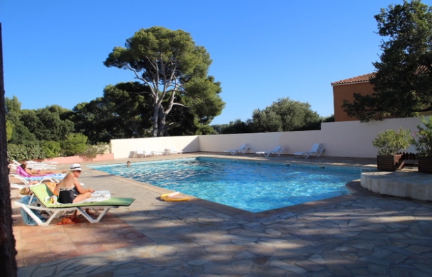 A VENDRE CAMPING BANDE CÔTIÈRE DANS LE VAR